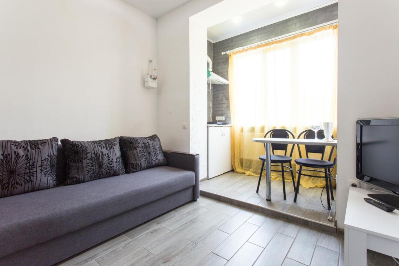 Well Located Studio - Yaroslavska Str. 21 Διαμέρισμα Κχαρκίβ Εξωτερικό φωτογραφία